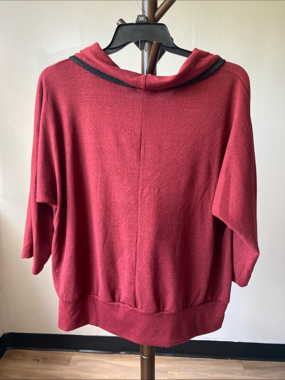 NY Collection a red and gray Heathered top 1X - Picture 7 of 17